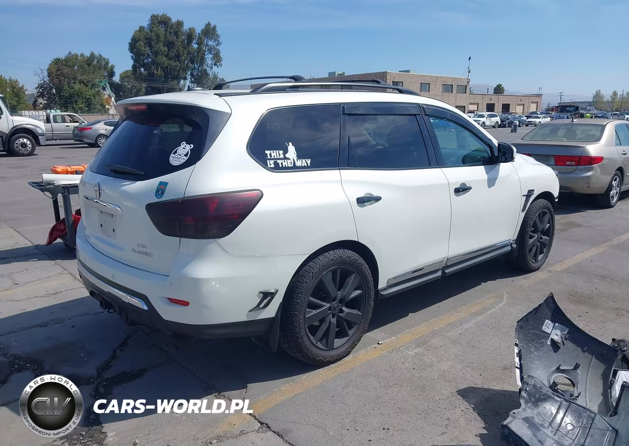 2015 Nissan Pathfinder Platinum-S-Sl-Sv VIN:5N1AR2MM0FC712207 - 4