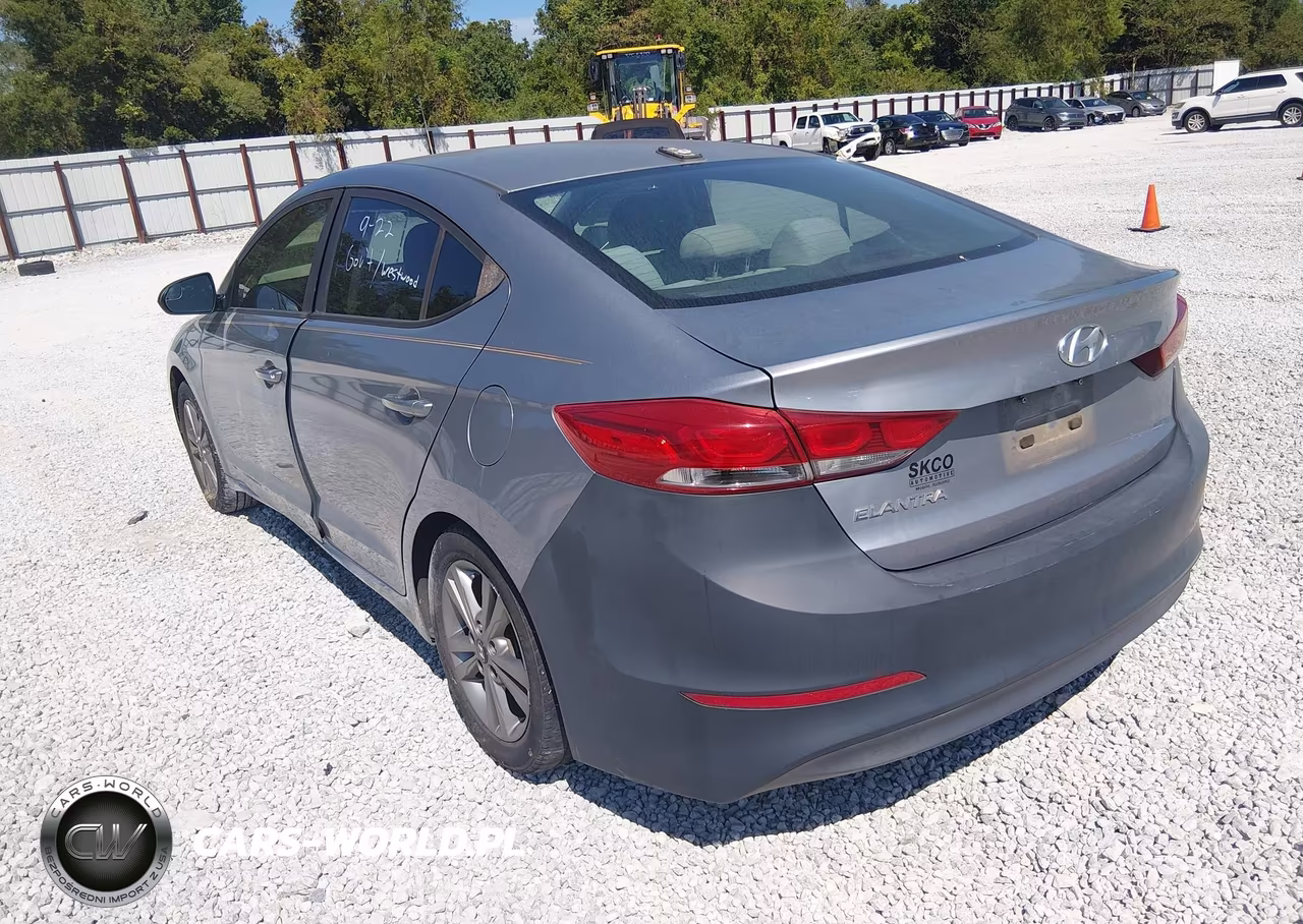 2017 Hyundai Elantra Se VIN:5NPD84LF9HH047611 - 3
