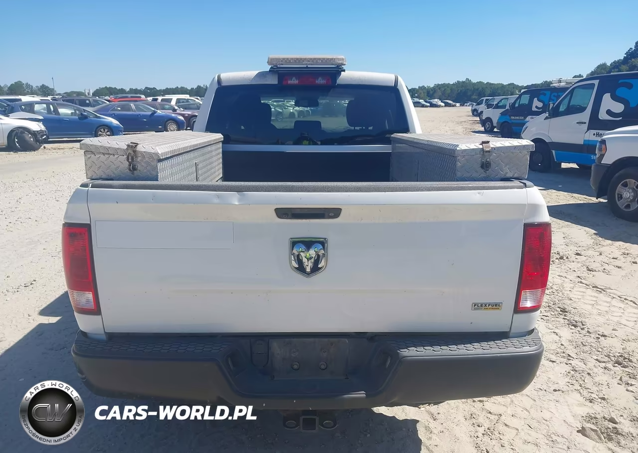 2018 Ram 1500 Tradesman 4X2 6'4 Box VIN:1C6RR6FG4JS229587 - 16