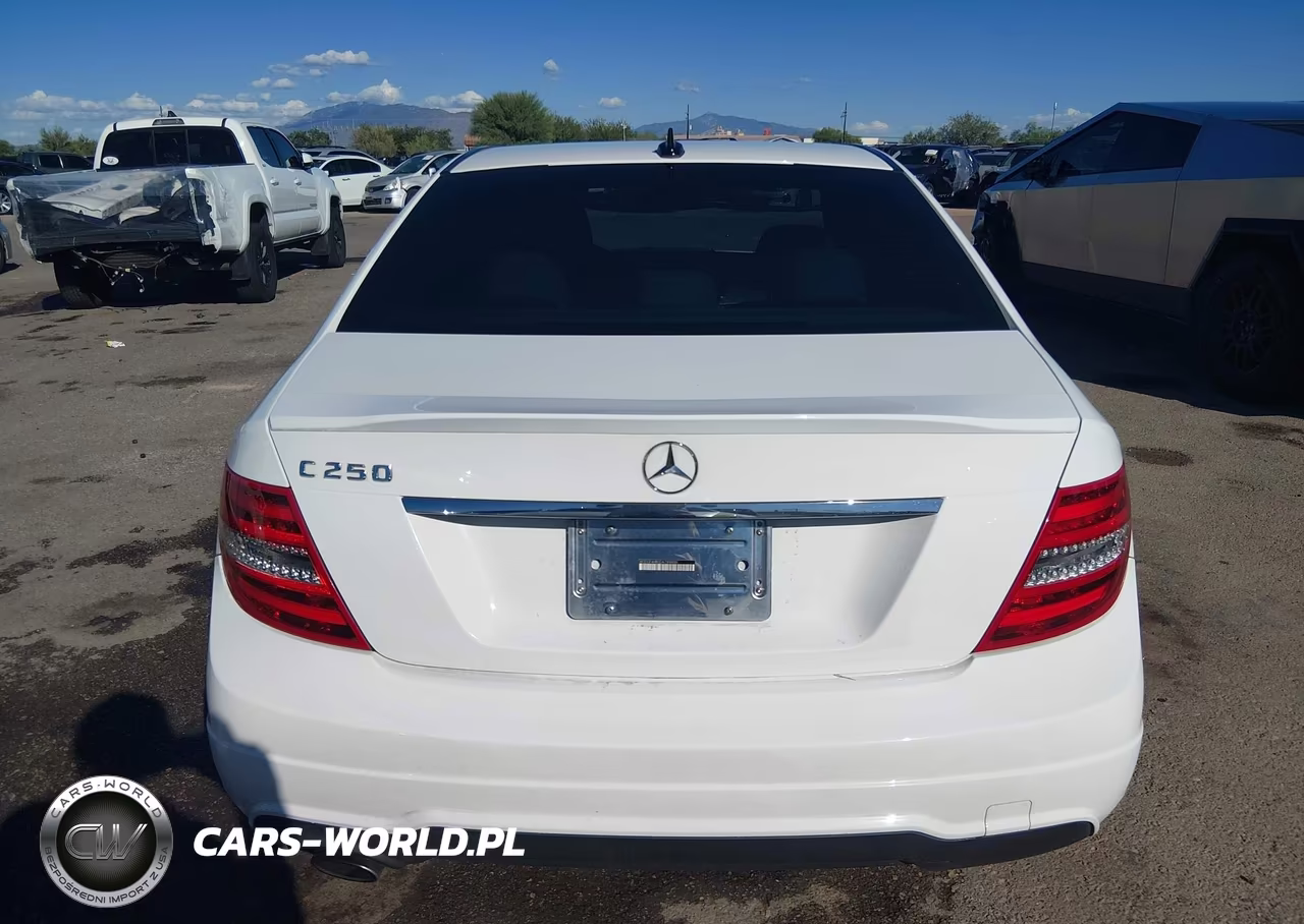 2013 Mercedes-Benz C-Class C 250 Sport VIN:WDDGF4HB0DA789850 - 16