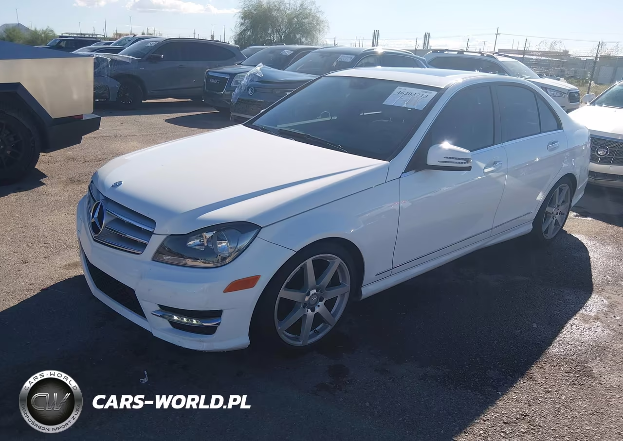 2013 Mercedes-Benz C-Class C 250 Sport VIN:WDDGF4HB0DA789850 - 2