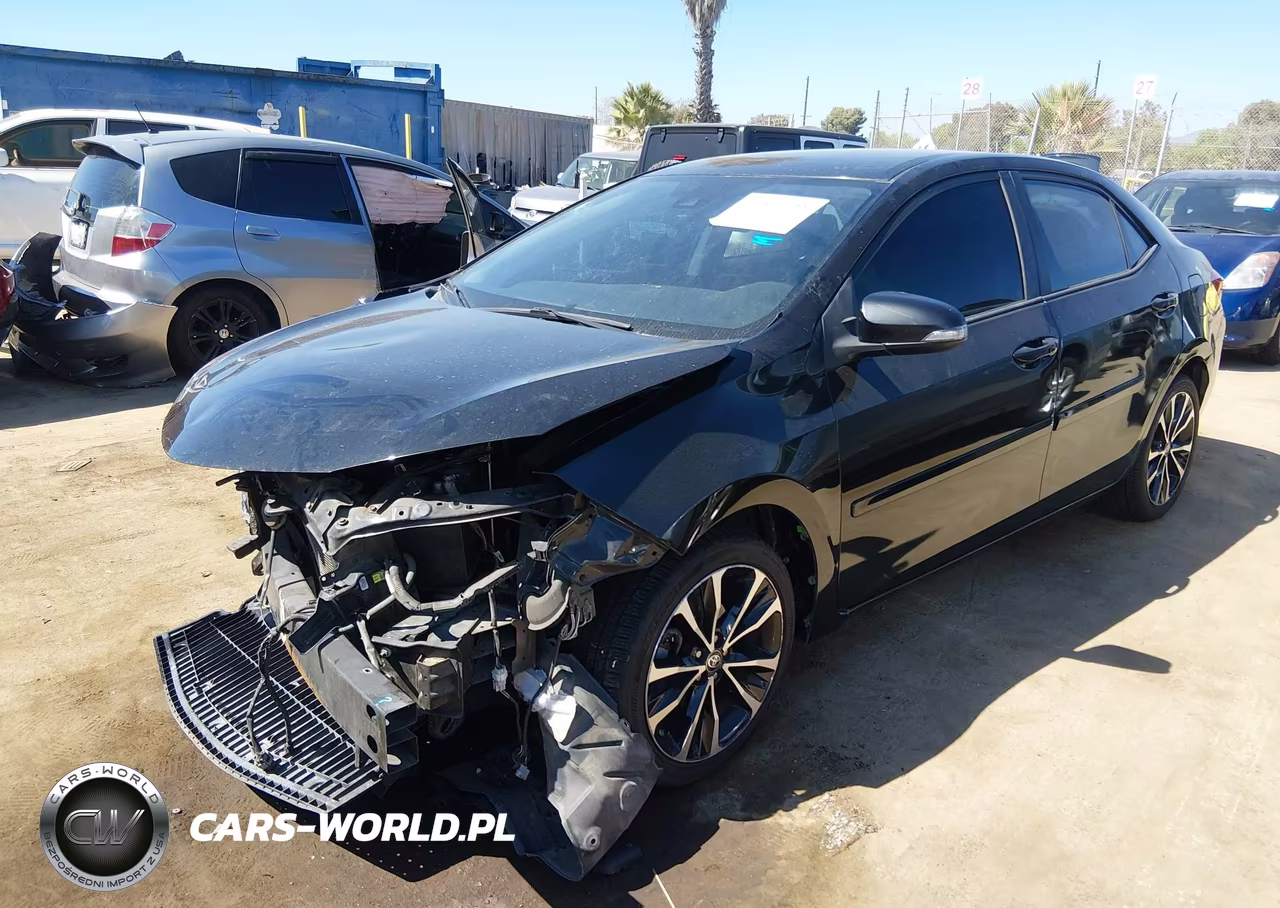 2019 Toyota Corolla Se VIN:2T1BURHE1KC135532 - 2