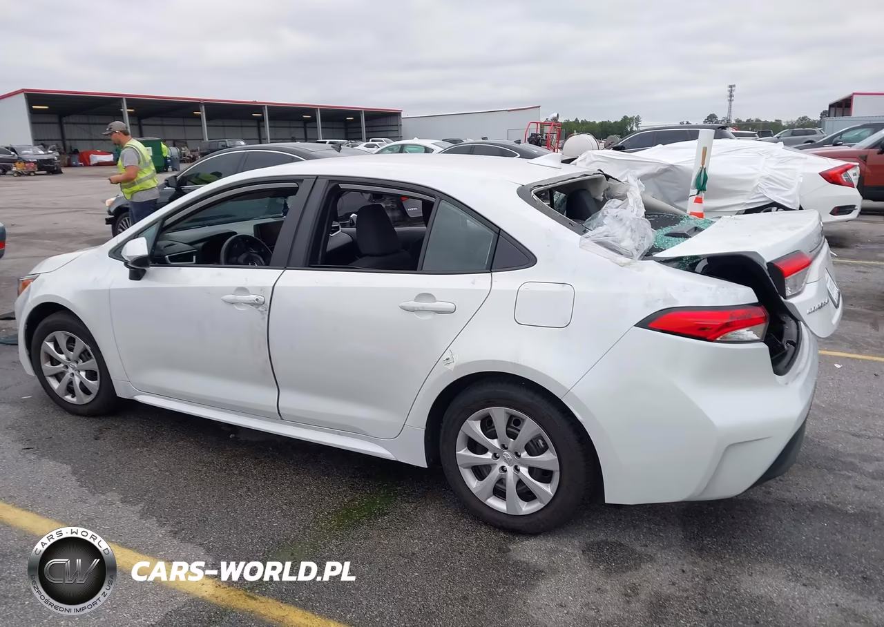 2026 Toyota Corolla Le VIN:5YFB4MDE7TP434646 - 3