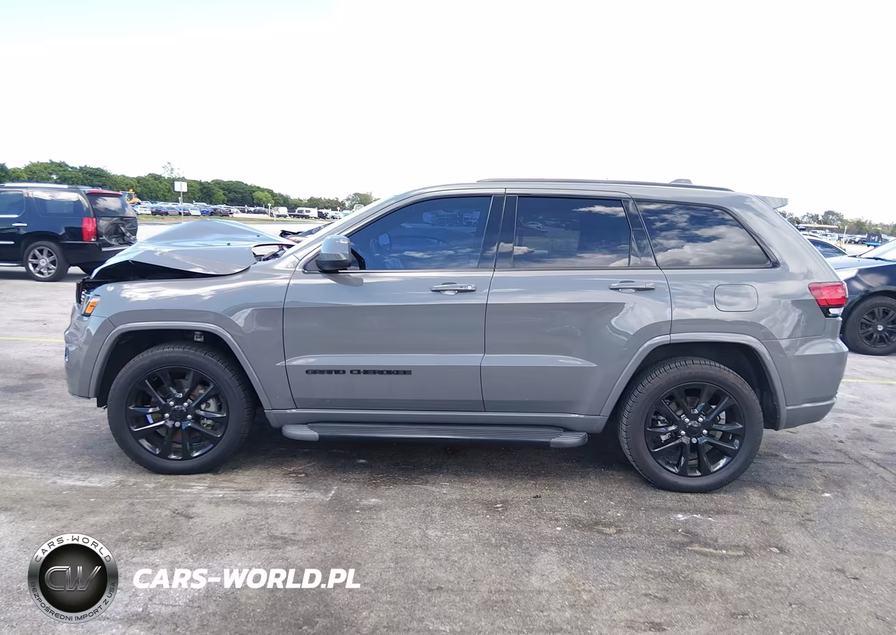 2021 Jeep Grand Cherokee Laredo X 4X4 VIN:1C4RJFAG7MC704462 - 15
