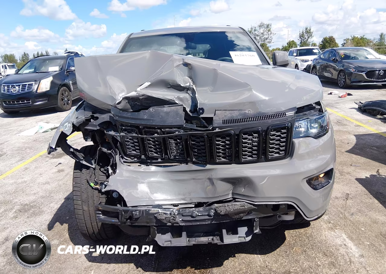 2021 Jeep Grand Cherokee Laredo X 4X4 VIN:1C4RJFAG7MC704462 - 6
