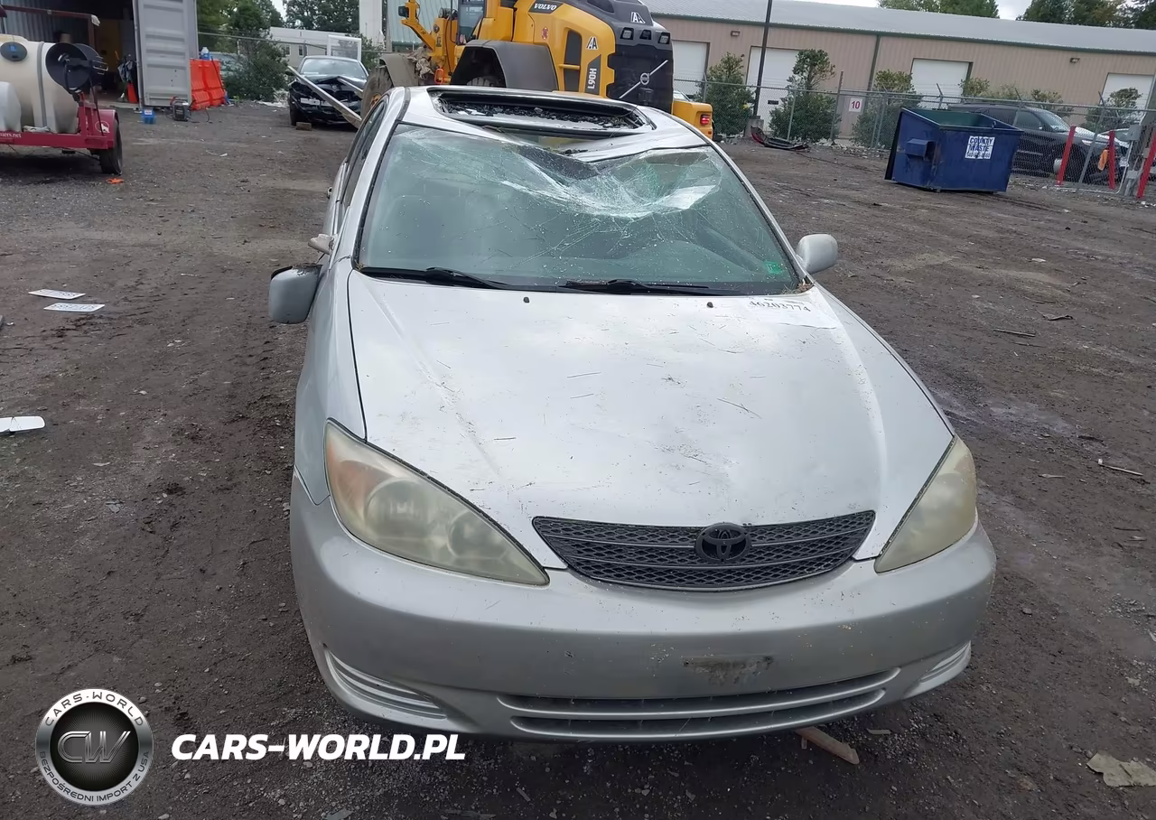 2003 Toyota Camry Le VIN:4T1BE32KX3U655107 - 13