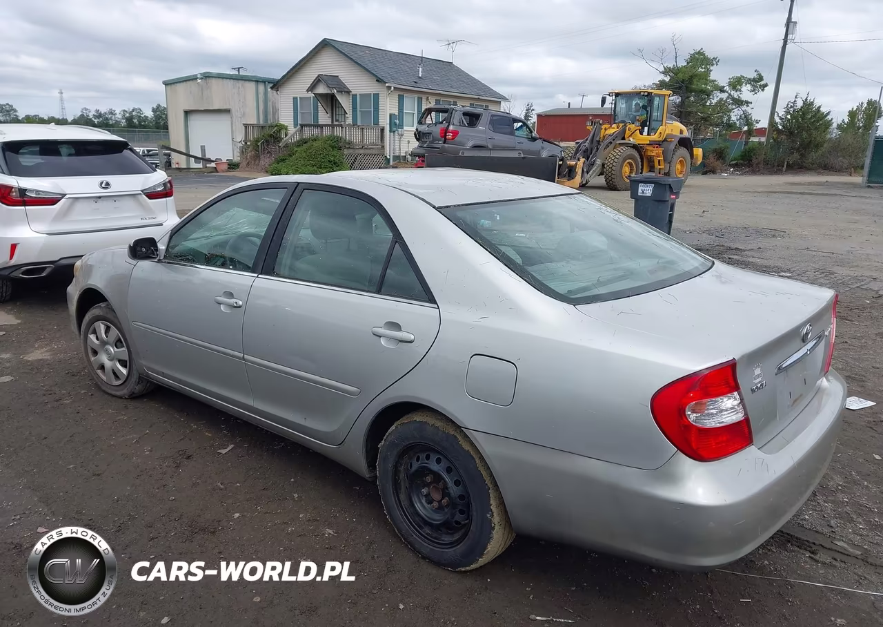 2003 Toyota Camry Le VIN:4T1BE32KX3U655107 - 3