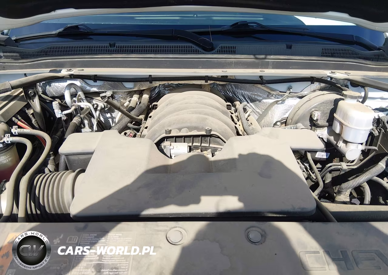 2018 Chevrolet Tahoe Ls VIN:1GNSCAKC8JR350722 - 10