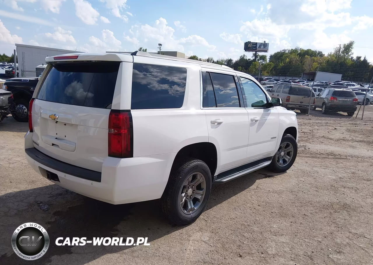 2018 Chevrolet Tahoe Ls VIN:1GNSCAKC8JR350722 - 4