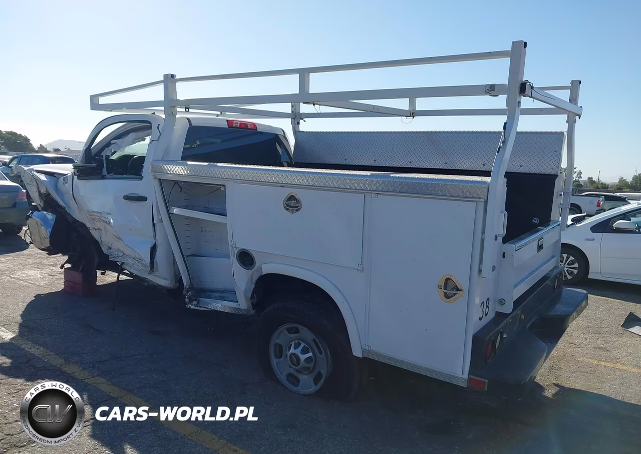2016 Chevrolet Silverado 2500Hd Wt VIN:1GB0CUEG8GZ115282 - 3