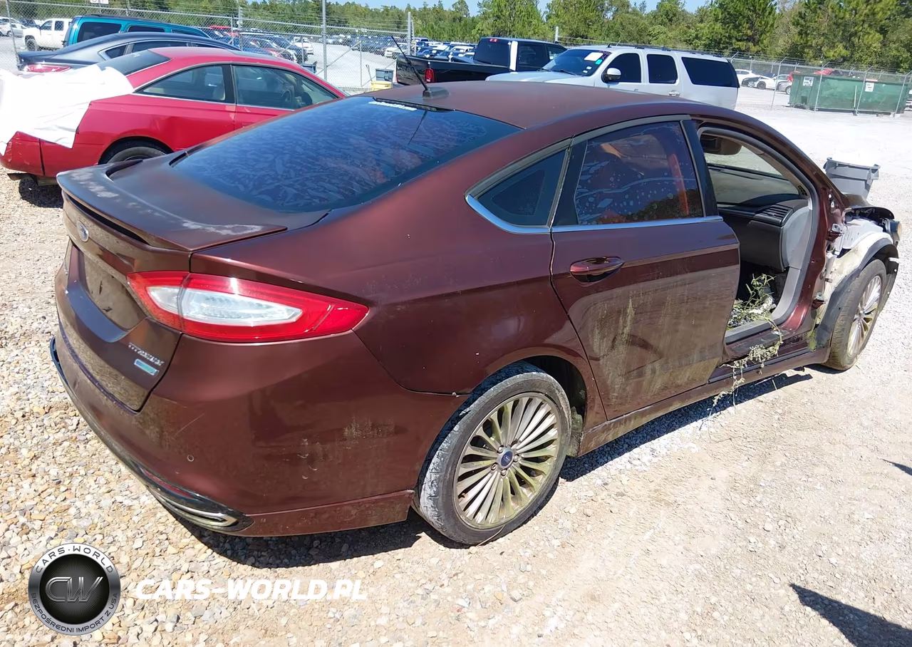 2015 Ford Fusion Titanium VIN:3FA6P0K9XFR113387 - 4