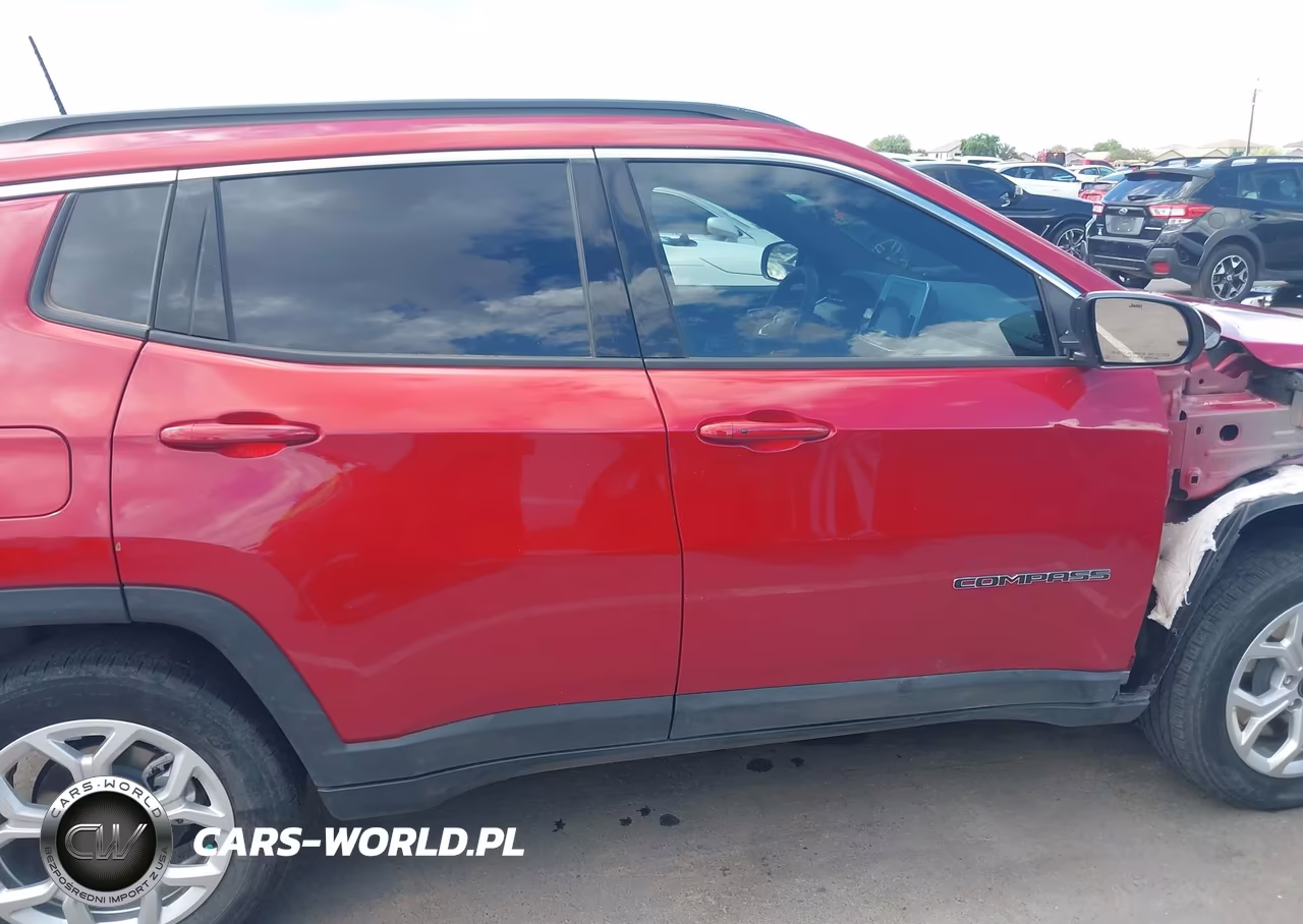 2025 Jeep Compass Latitude 4X4 VIN:3C4NJDBN9ST556459 - 14