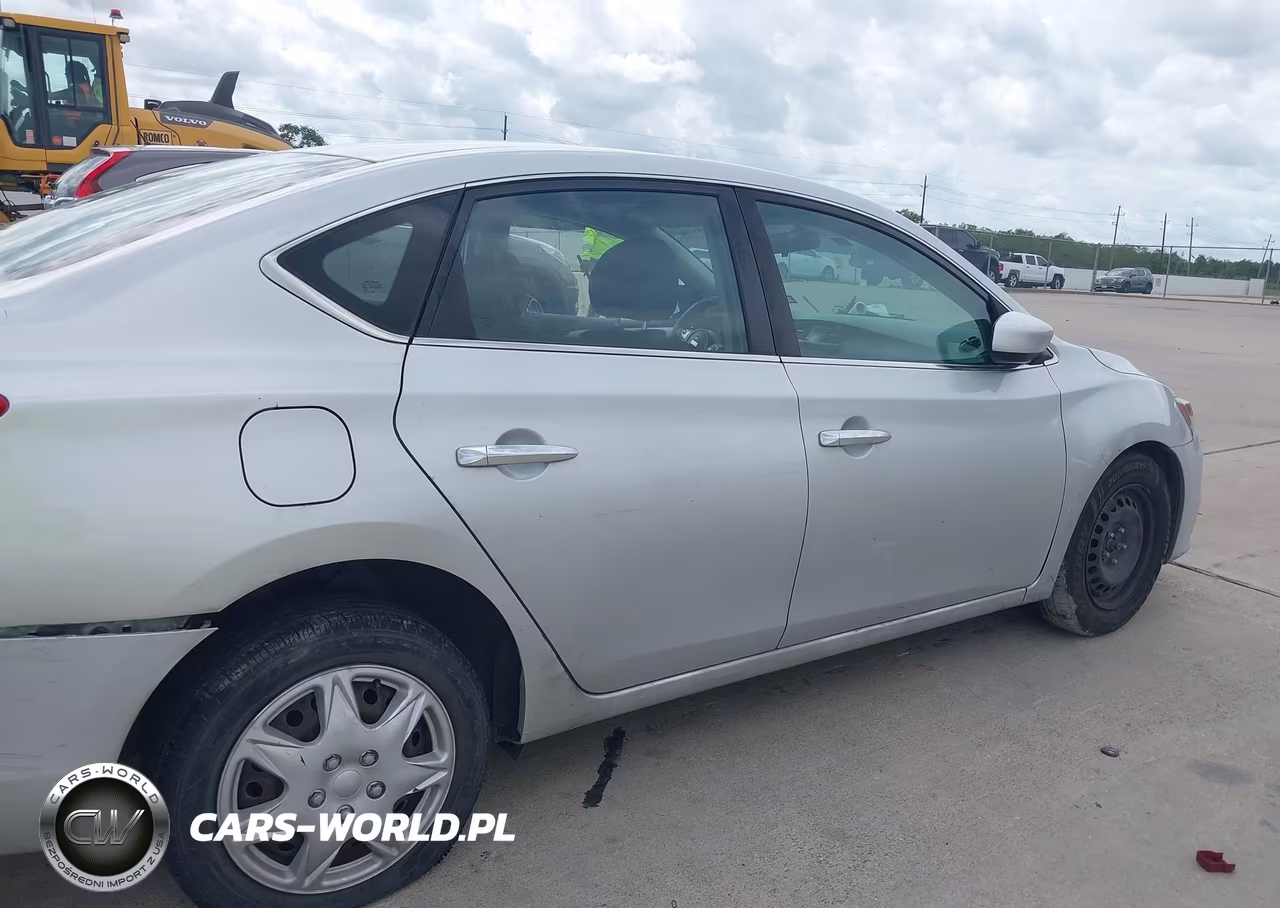 2019 Nissan Sentra S VIN:3N1AB7AP5KY268718 - 13