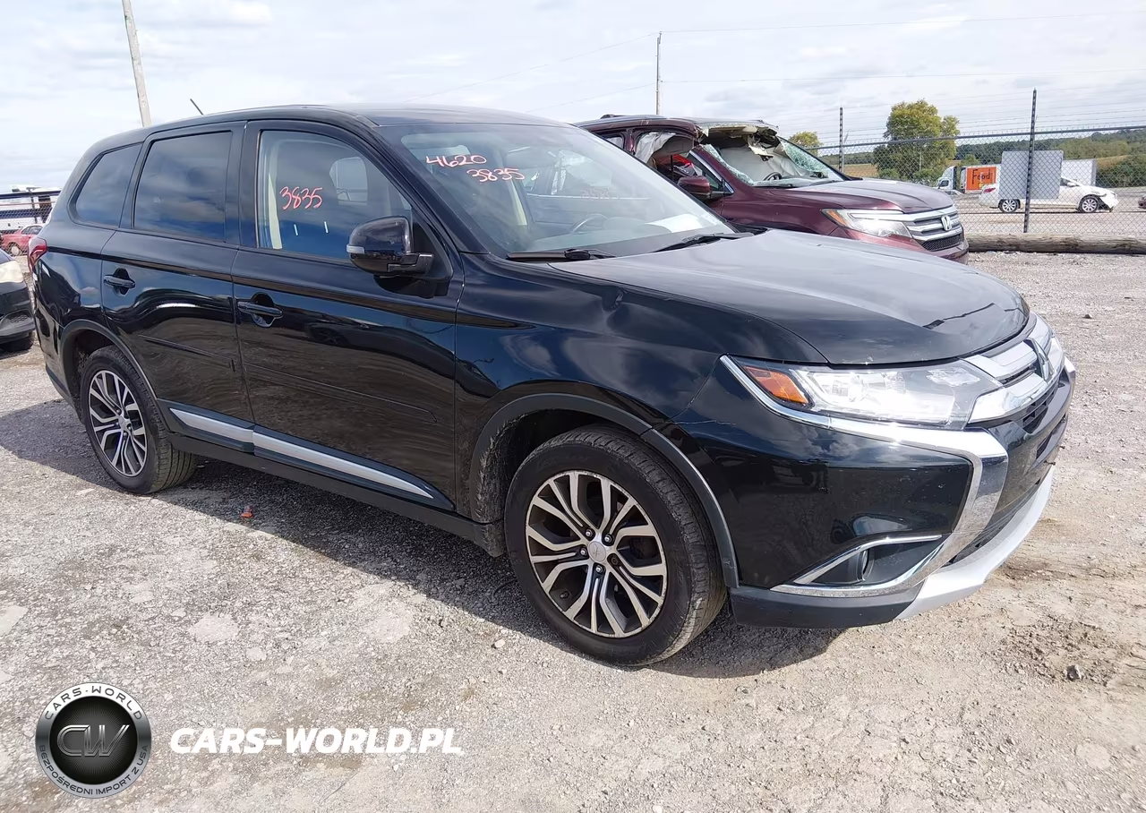 2016 Mitsubishi Outlander Se – zdjęcie 1 z 12