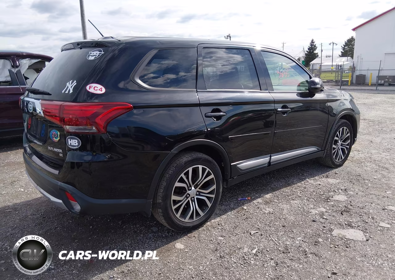 2016 Mitsubishi Outlander Se VIN:JA4AZ3A32GZ058051 - 4