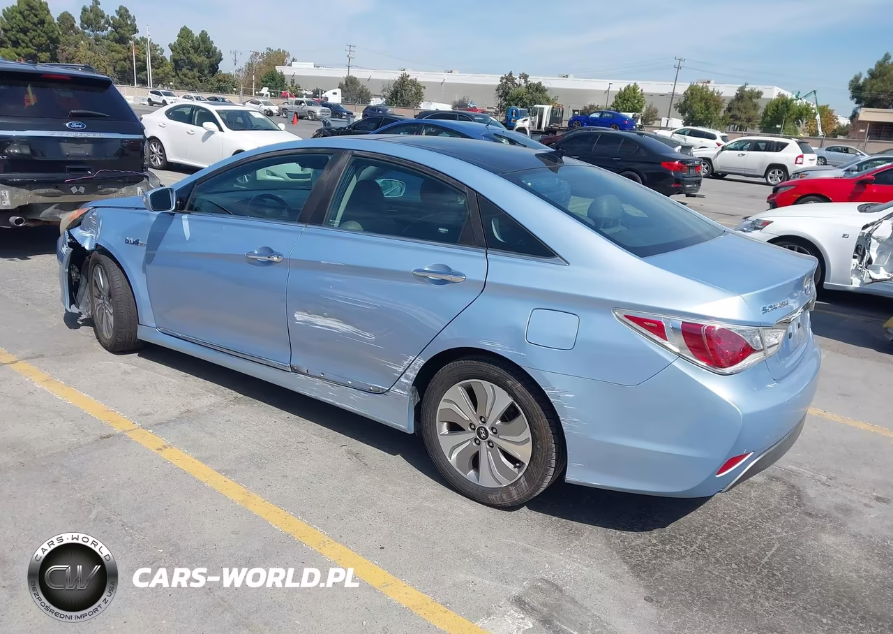2013 Hyundai Sonata Hybrid Limited VIN:KMHEC4A43DA075180 - 3