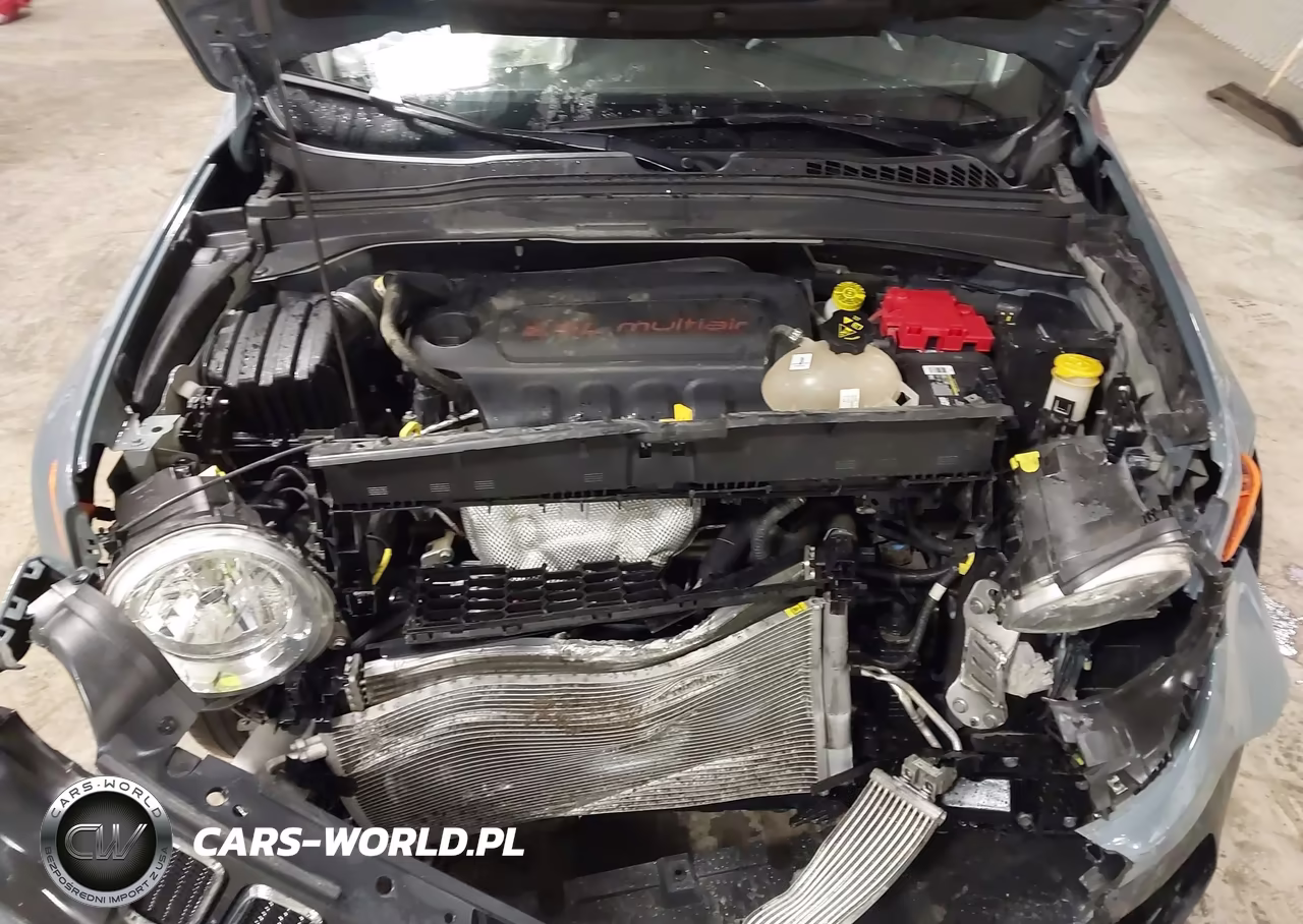 2018 Jeep Renegade Latitude 4X4 VIN:ZACCJBBB5JPJ45175 - 10