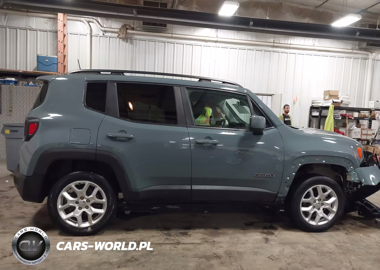 2018 Jeep Renegade Latitude 4X4 VIN:ZACCJBBB5JPJ45175 - 14