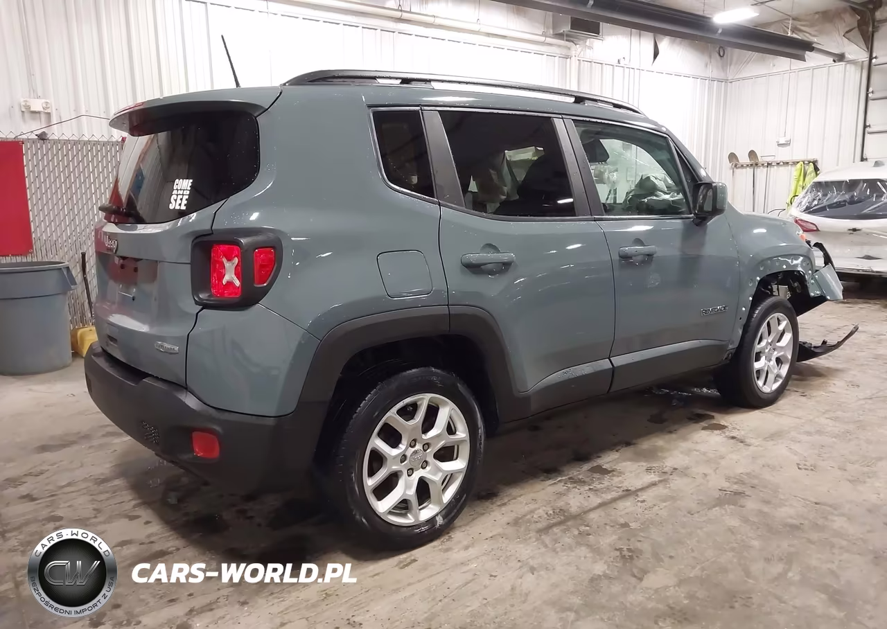 2018 Jeep Renegade Latitude 4X4 VIN:ZACCJBBB5JPJ45175 - 4