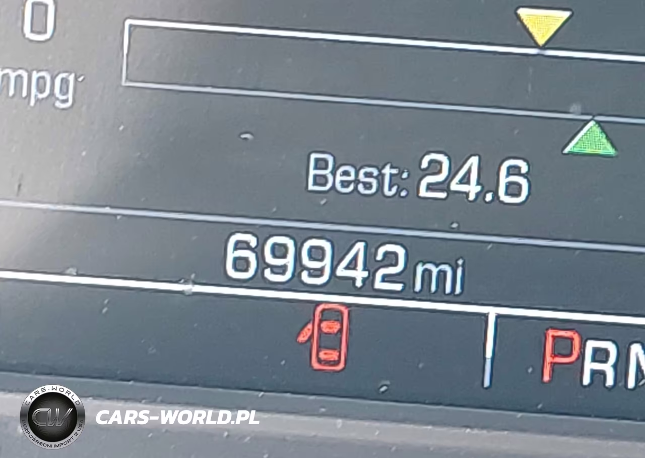 2018 Chevrolet Tahoe Ls VIN:1GNSKAEC2JR331274 - 15