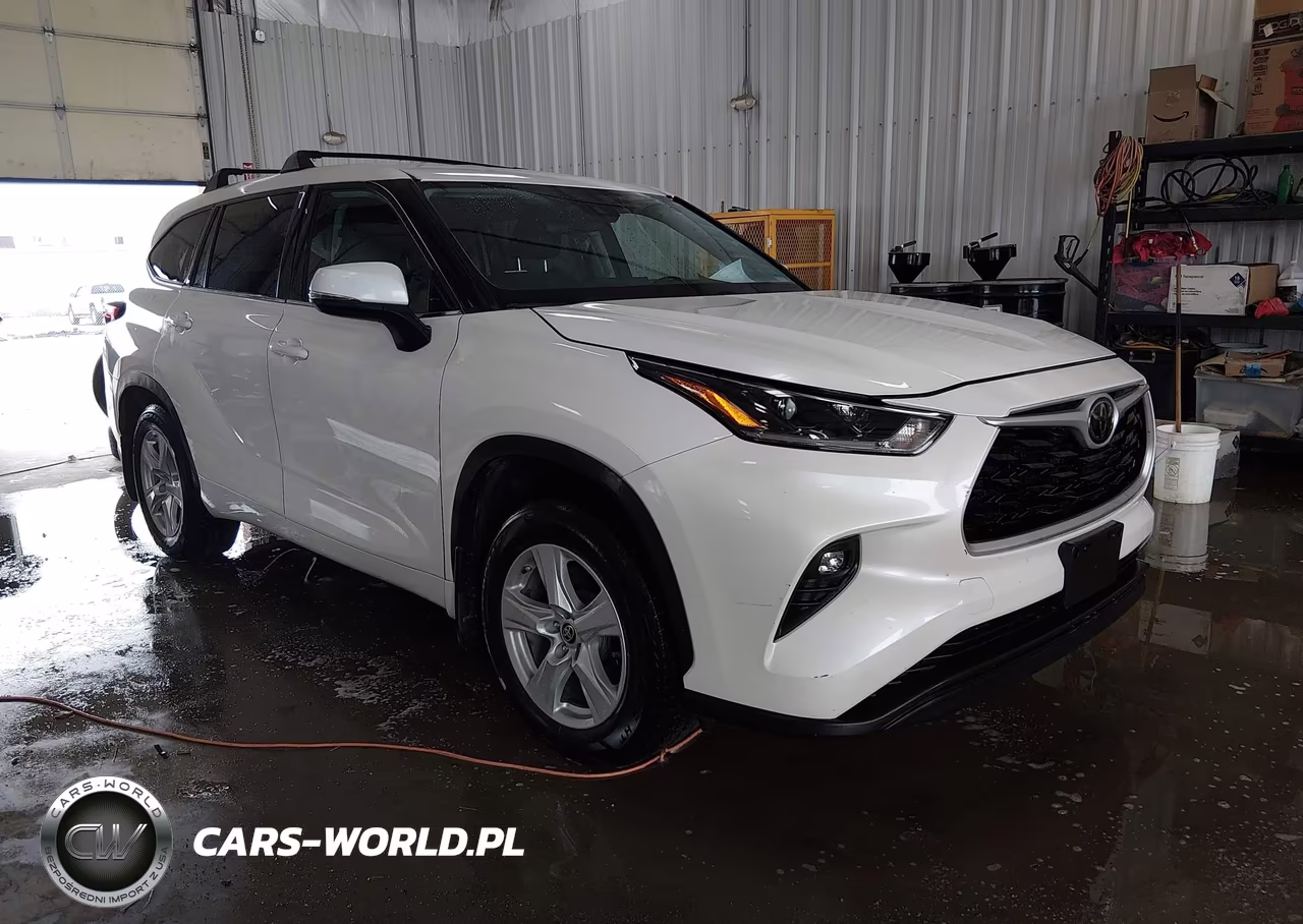 2021 Toyota Highlander Le
