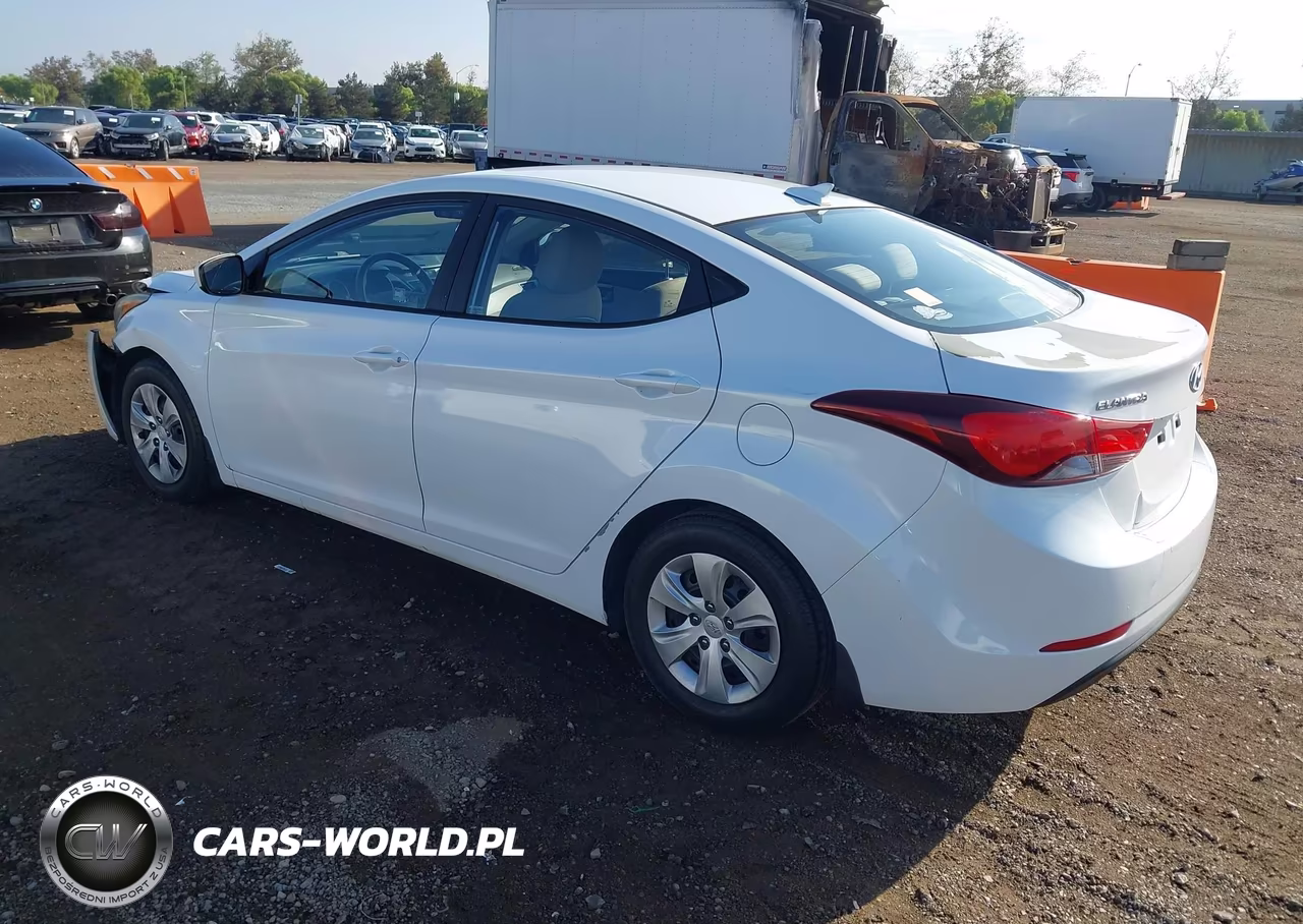 2016 Hyundai Elantra Se VIN:5NPDH4AE8GH729470 - 3