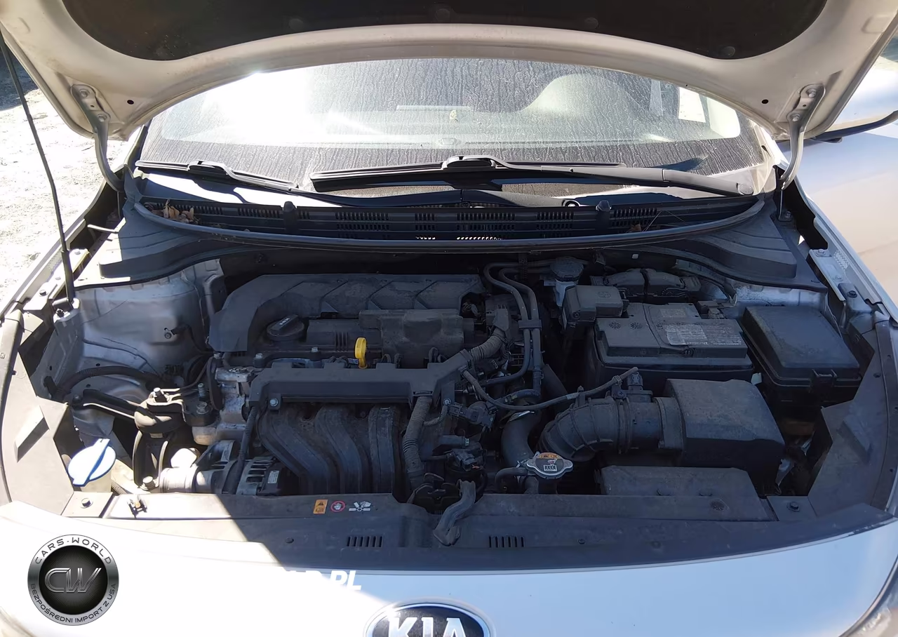 2020 Kia Rio S VIN:3KPA24AD7LE316286 - 10