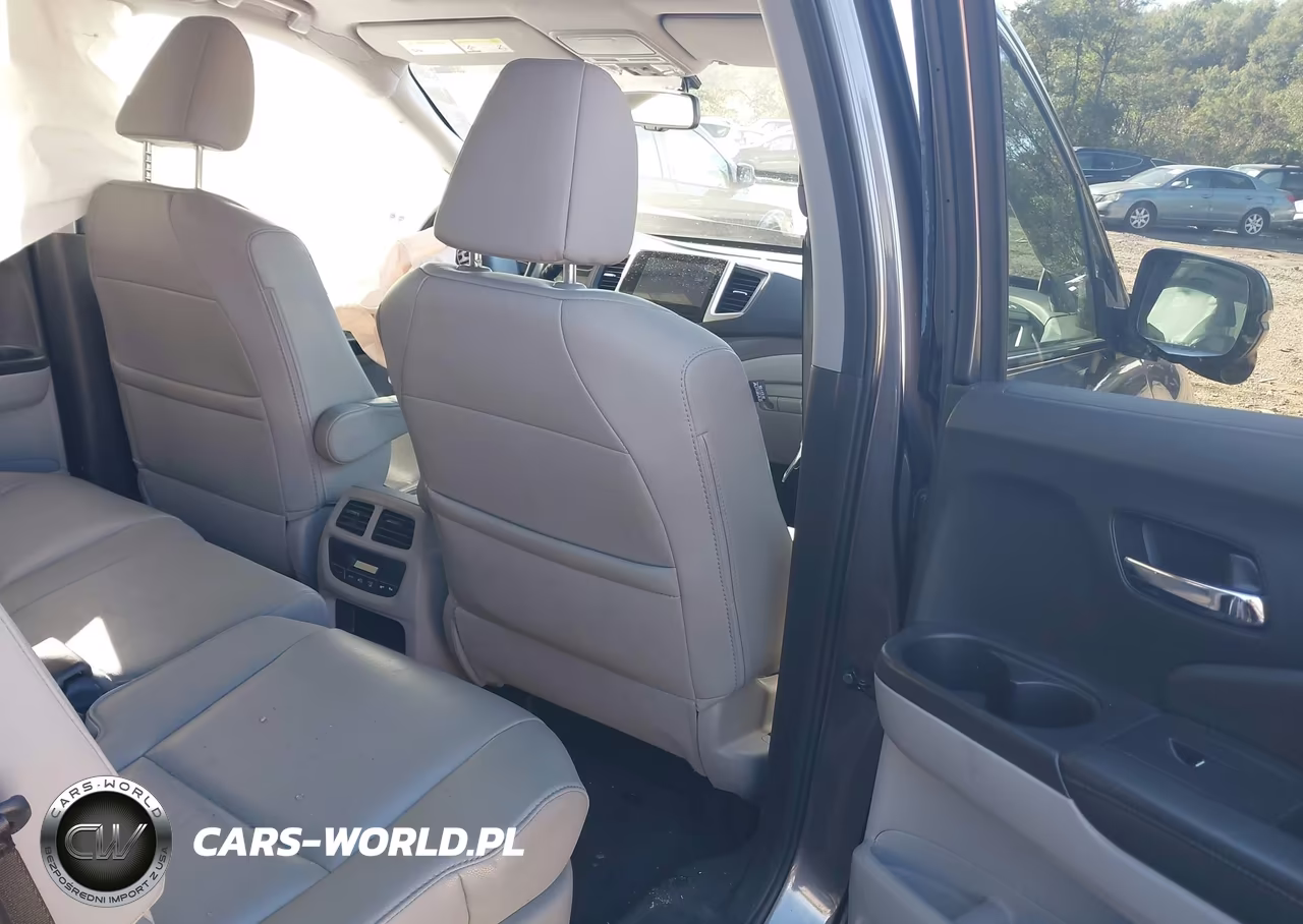 2018 Honda Pilot Ex-L VIN:5FNYF6H54JB062413 - 8