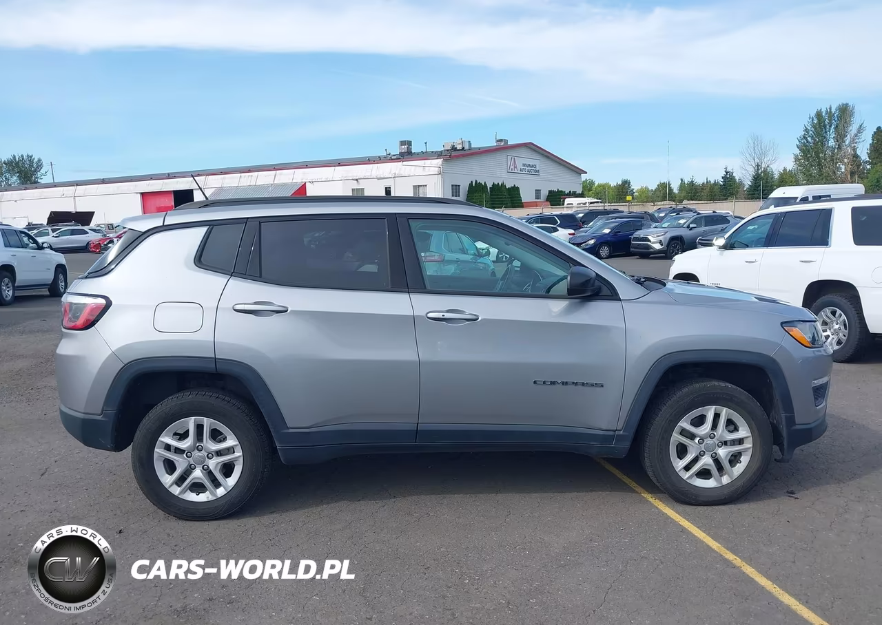 2018 Jeep Compass Sport 4X4 VIN:3C4NJDAB7JT392294 - 13
