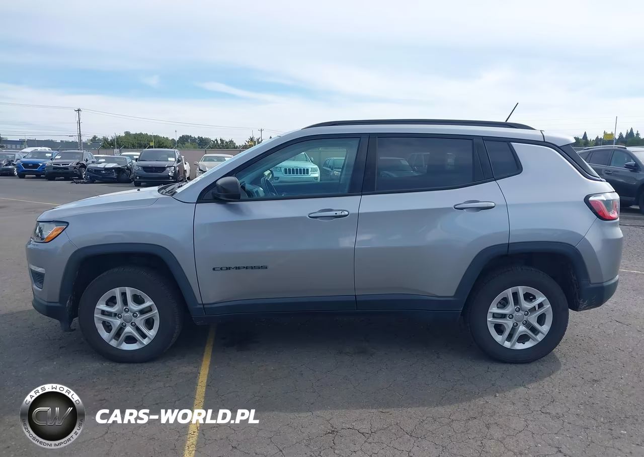 2018 Jeep Compass Sport 4X4 VIN:3C4NJDAB7JT392294 - 14