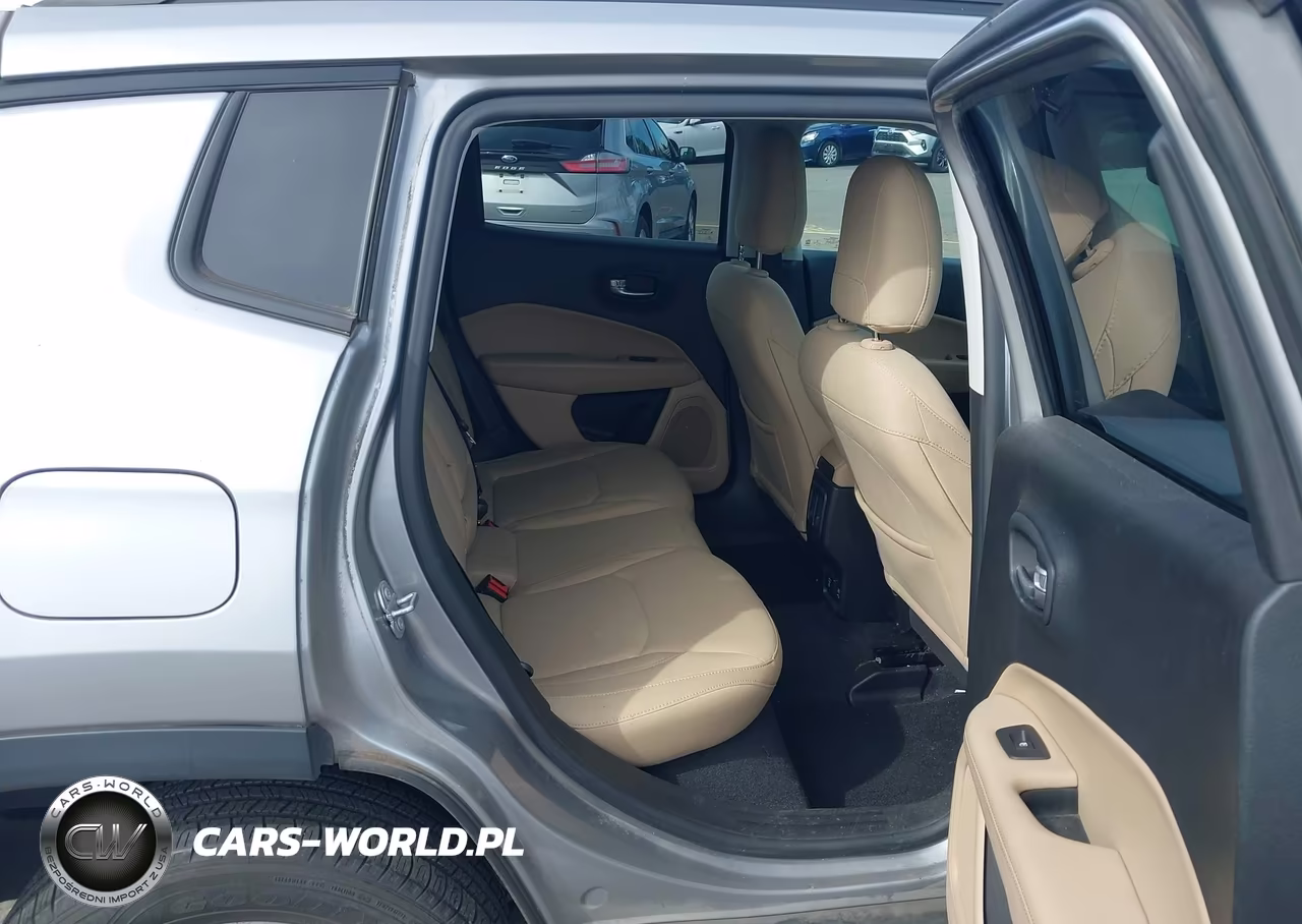 2018 Jeep Compass Sport 4X4 VIN:3C4NJDAB7JT392294 - 8