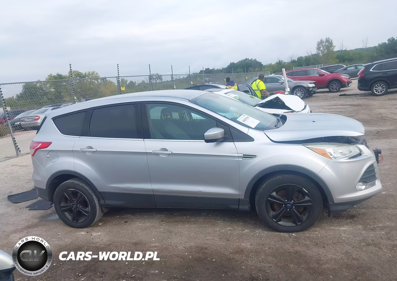 2015 Ford Escape Se VIN:1FMCU0G72FUB80065 - 14