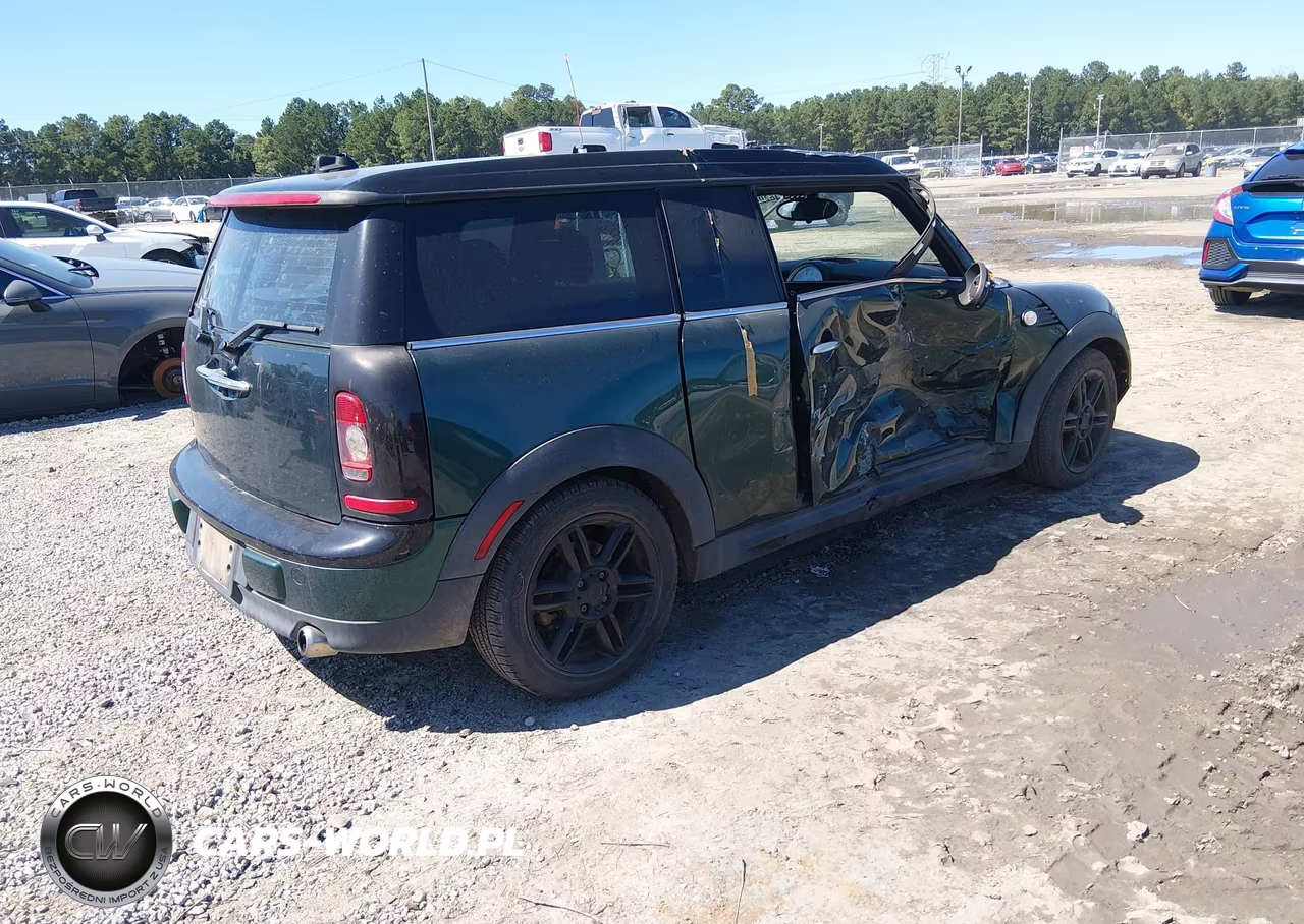 2009 Mini Cooper Clubman VIN:WMWML33599TX33383 - 4