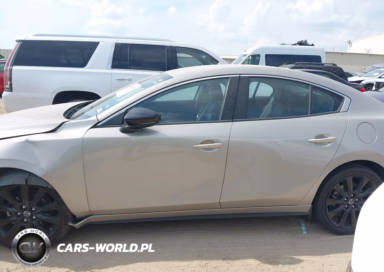 2025 Mazda Mazda3 2.5 S Select Sport VIN:JM1BPABM2S1775309 - 13