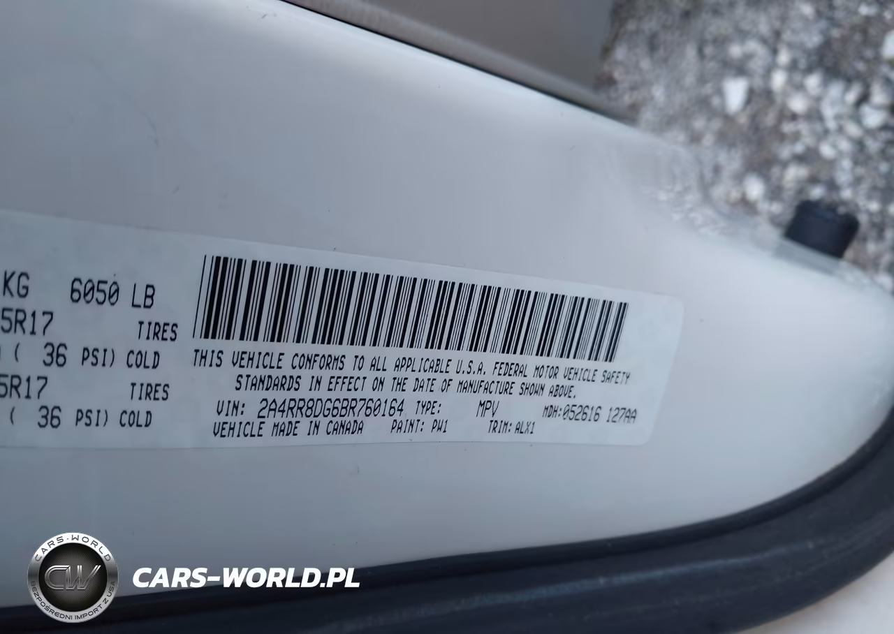 2011 Chrysler Town & Country Touring-L VIN:2A4RR8DG6BR760164 - 9