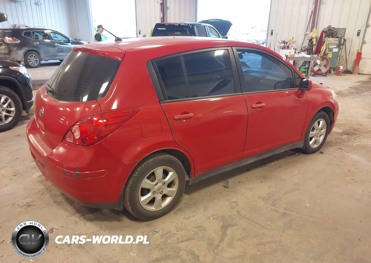 2007 Nissan Versa 1.8Sl VIN:3N1BC13E07L398629 - 4