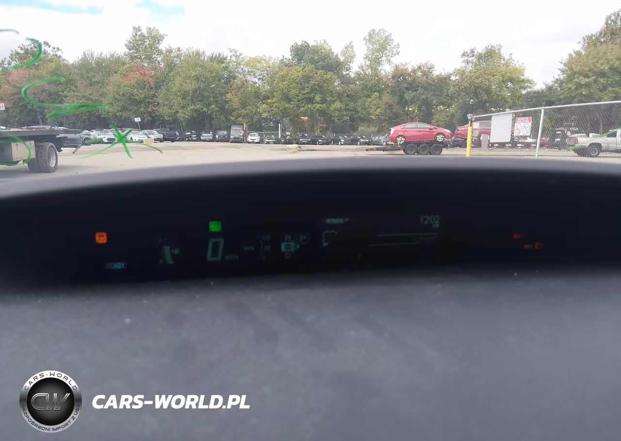 2014 Toyota Prius Two VIN:JTDKN3DU6E1785182 - 7