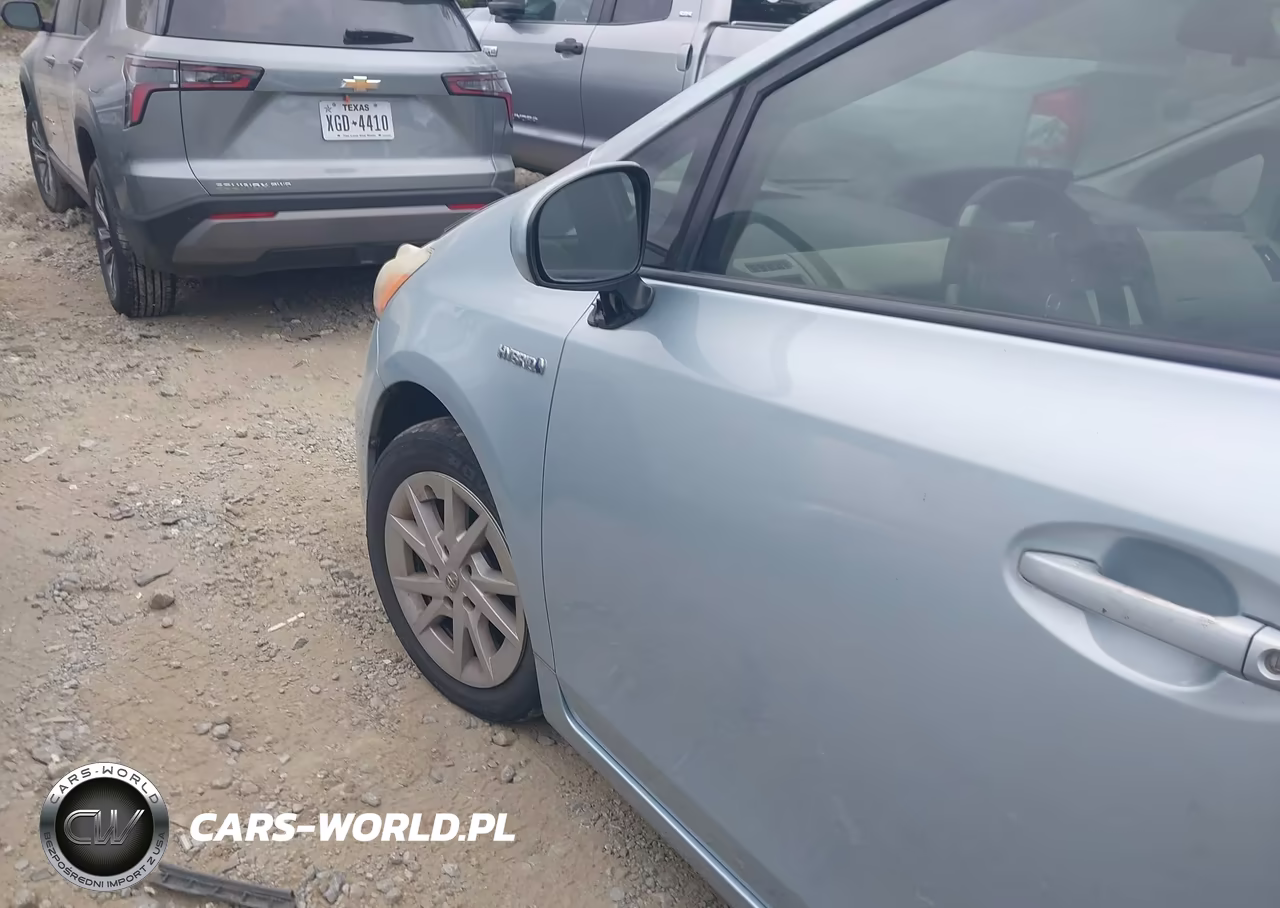 2012 Toyota Prius V Two VIN:JTDZN3EU9C3111333 - 6