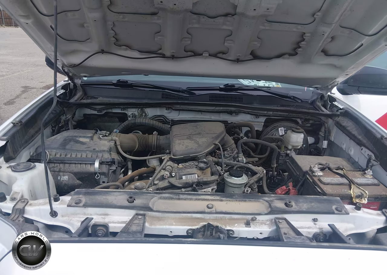 2023 Toyota Tacoma Sr VIN:3TYSX5EN5PT018107 - 10