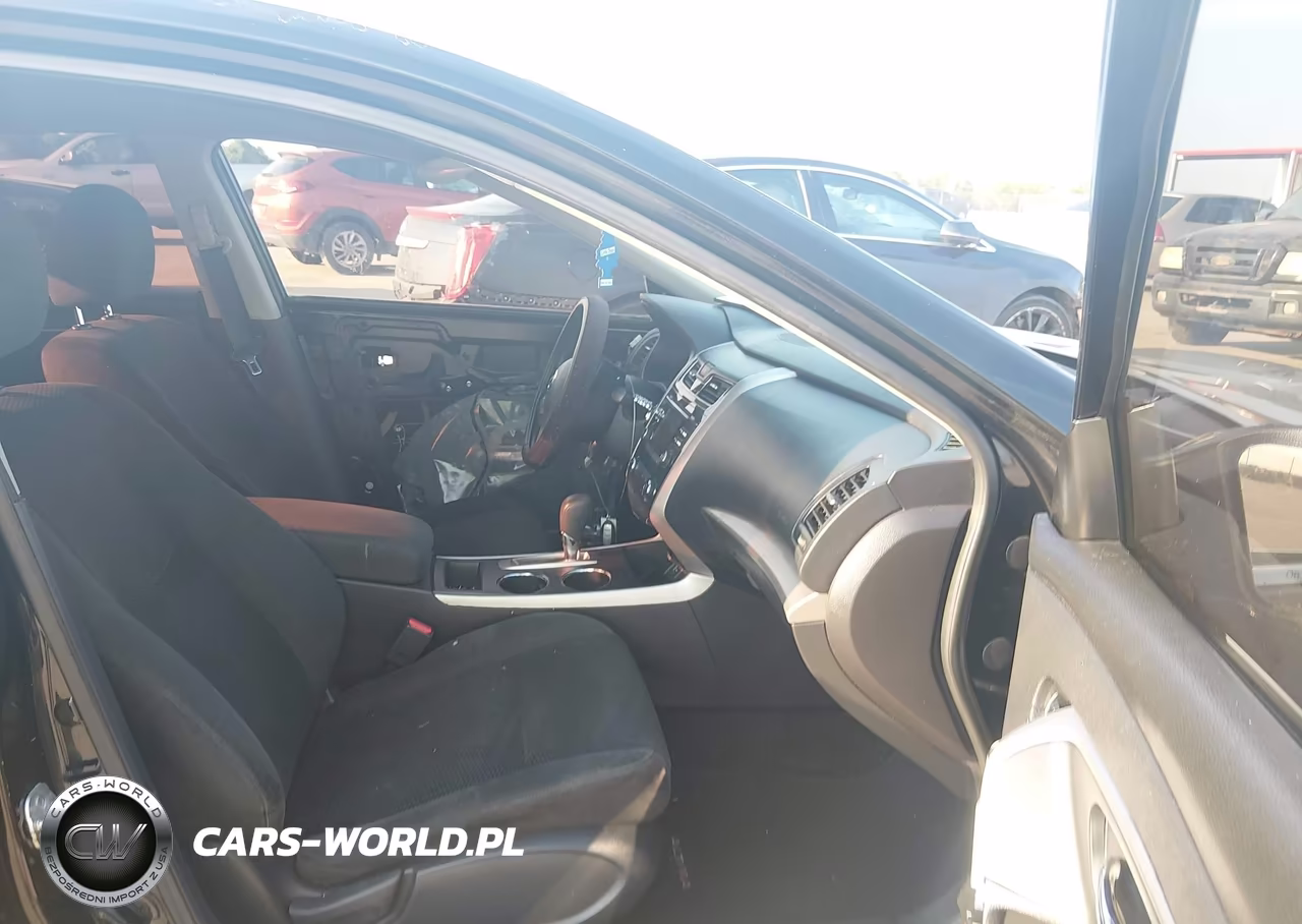 2015 Nissan Altima 2.5 S VIN:1N4AL3AP8FC164814 - 5