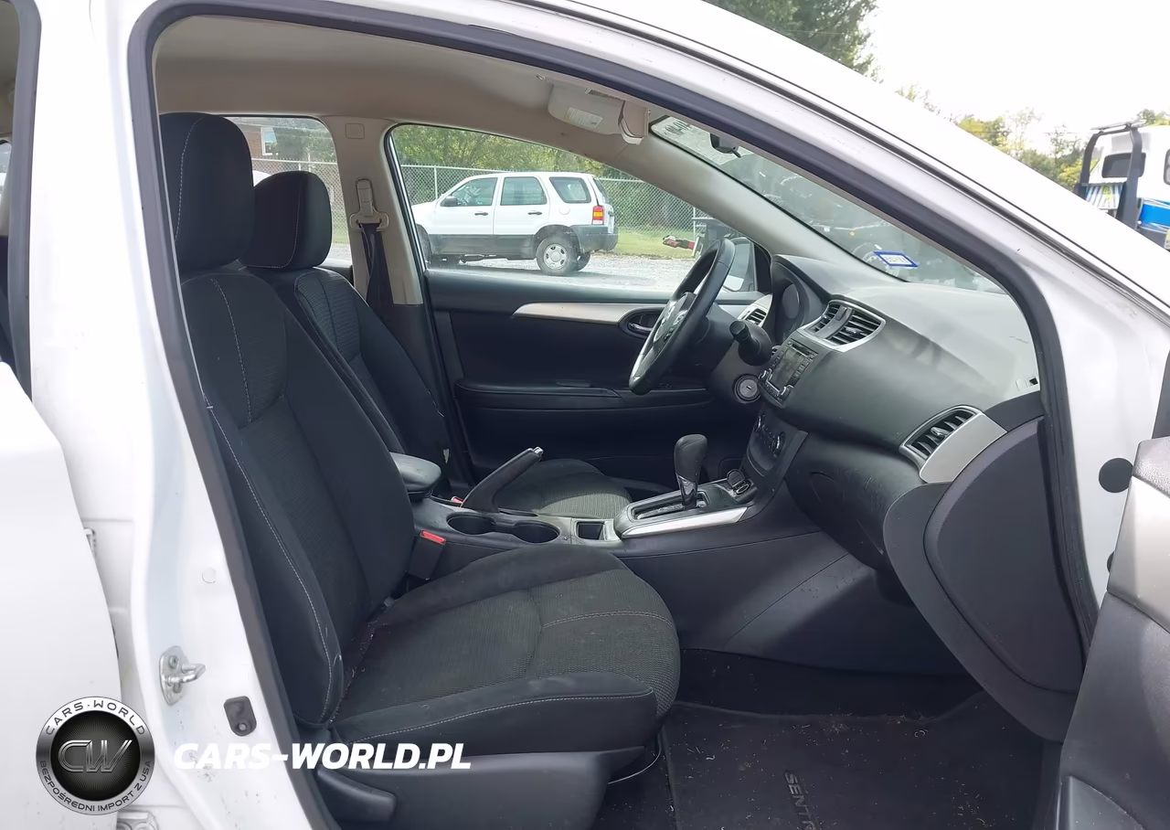 2018 Nissan Sentra S VIN:3N1AB7AP7JY286958 - 5