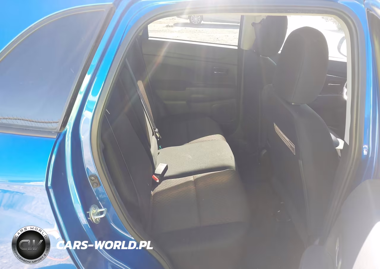 2018 Mitsubishi Outlander Sport 2.0 Le VIN:JA4AR3AUXJU010973 - 8