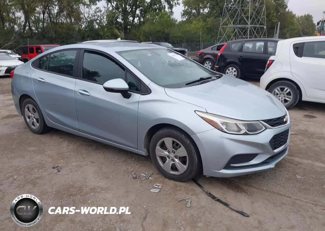 2017 Chevrolet Cruze Ls Auto – zdjęcie 1 z 11