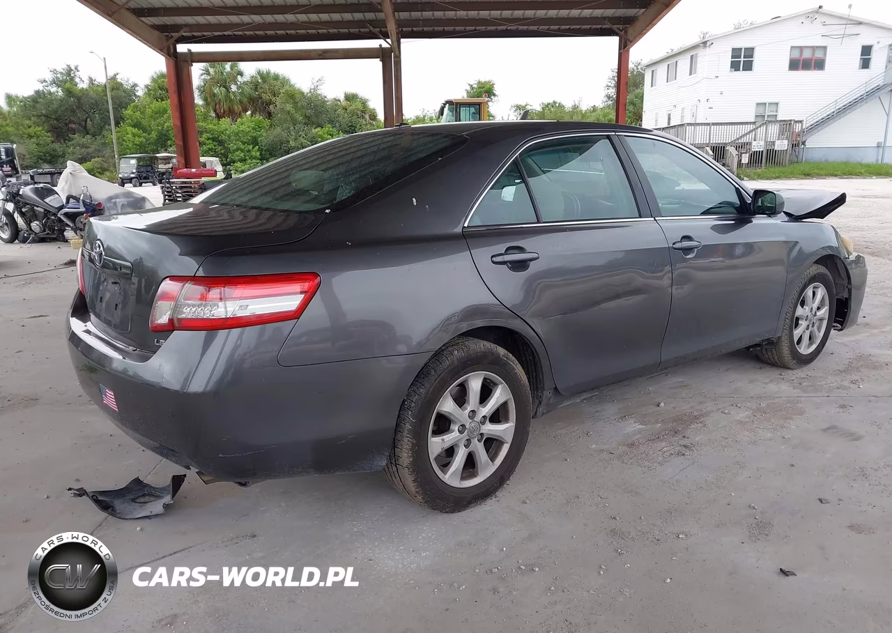 2011 Toyota Camry Le VIN:4T4BF3EK6BR110275 - 4
