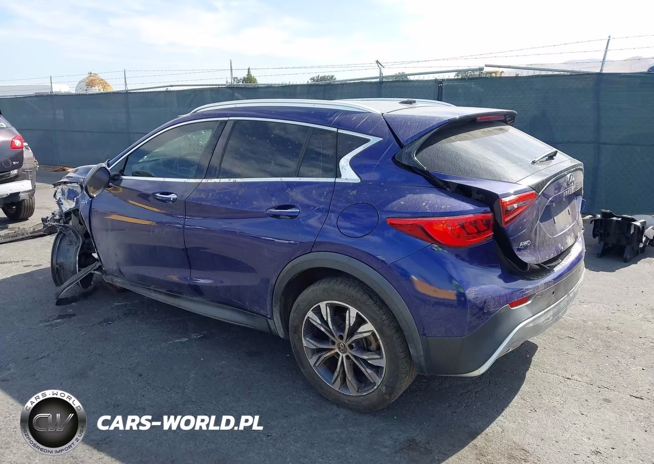 2017 Infiniti Qx30 Premium VIN:SJKCH5CR1HA022363 - 3