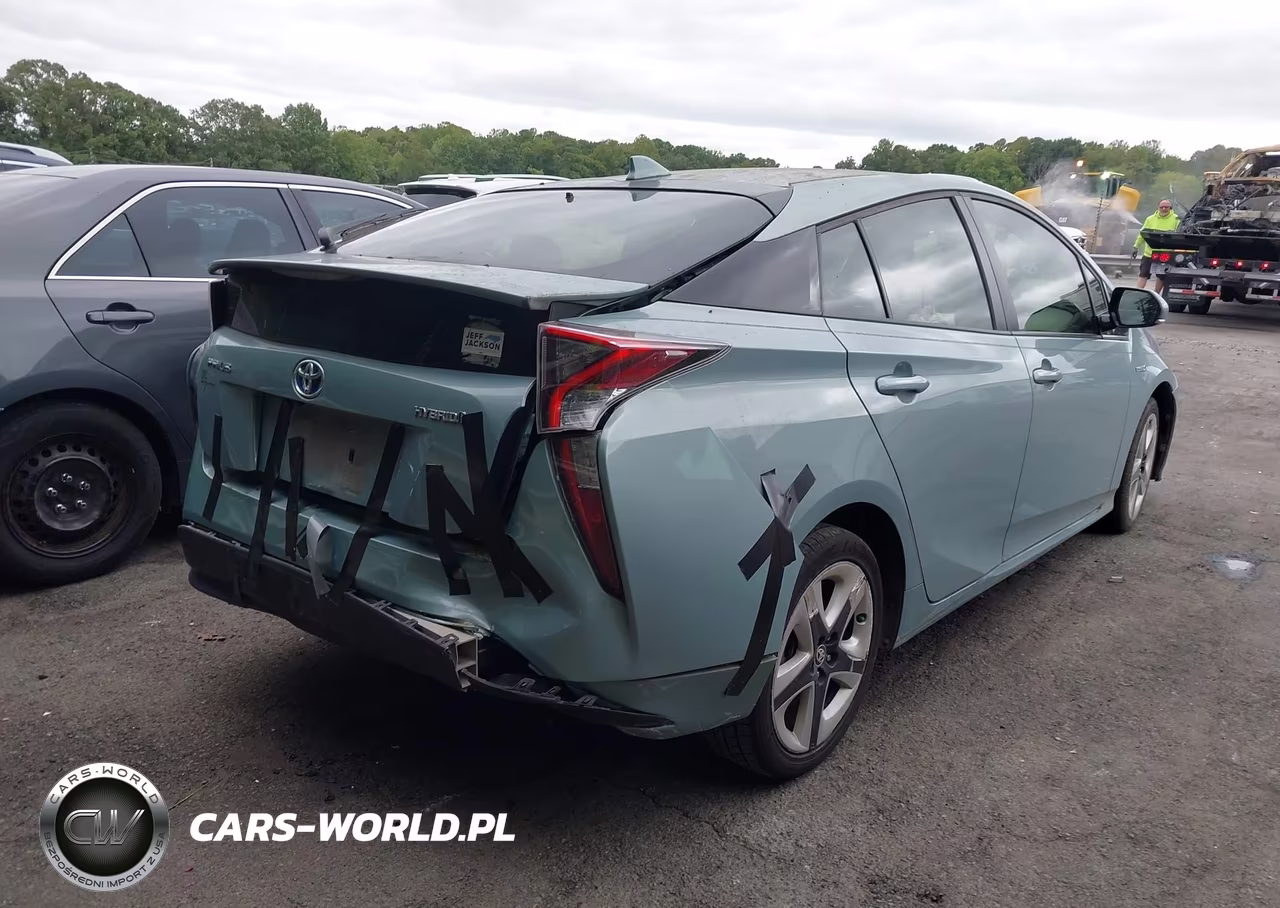 2016 Toyota Prius Three Touring VIN:JTDKARFU3G3512414 - 4
