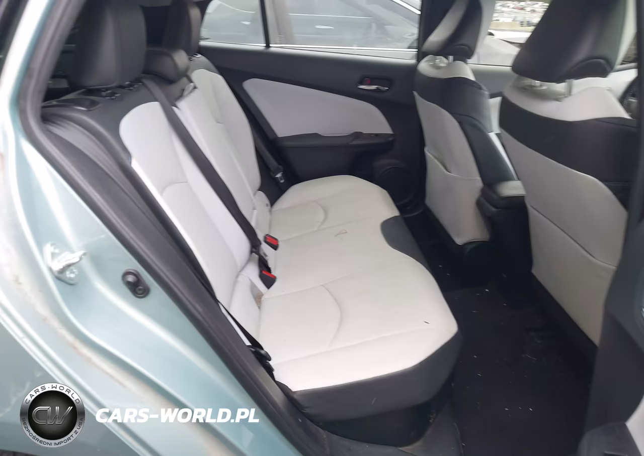 2016 Toyota Prius Three Touring VIN:JTDKARFU3G3512414 - 8