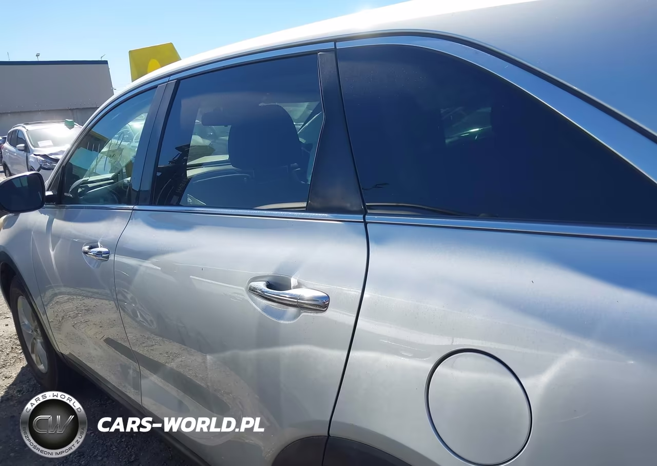 2019 Kia Sorento 3.3L Lx VIN:5XYPG4A54KG450825 - 14