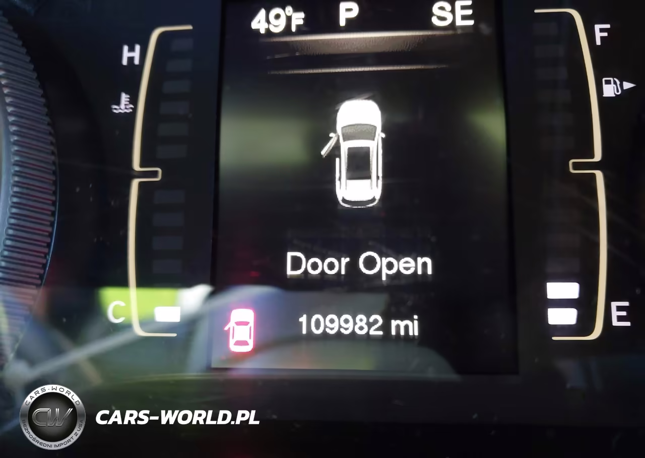 2017 Jeep Cherokee Latitude 4X4 VIN:1C4PJMCB2HW519883 - 15