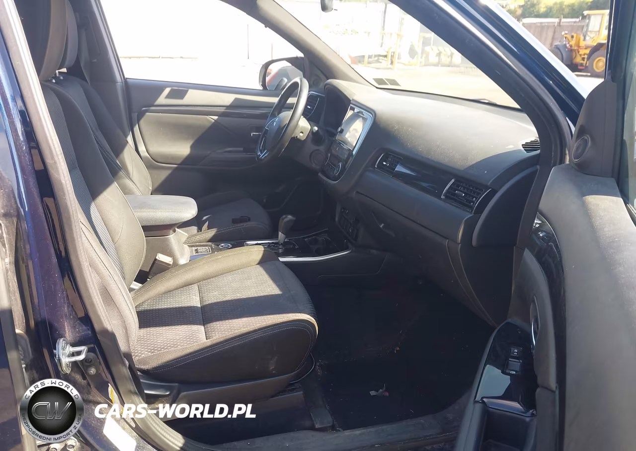 2018 Mitsubishi Outlander Le VIN:JA4AZ3A31JZ019278 - 5